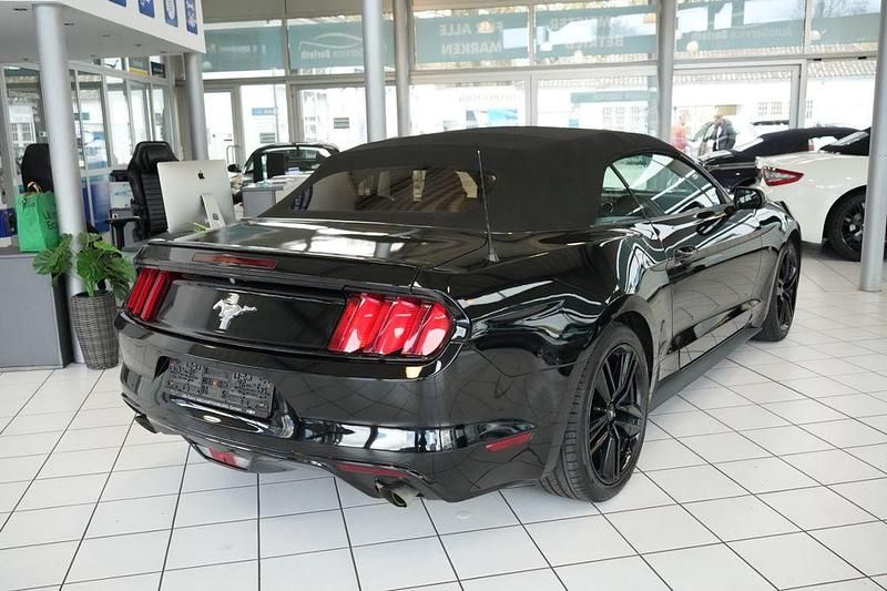 Gebraucht Ford Mustang 305 PS (224 kW) 2015 Schwarz Cabrio