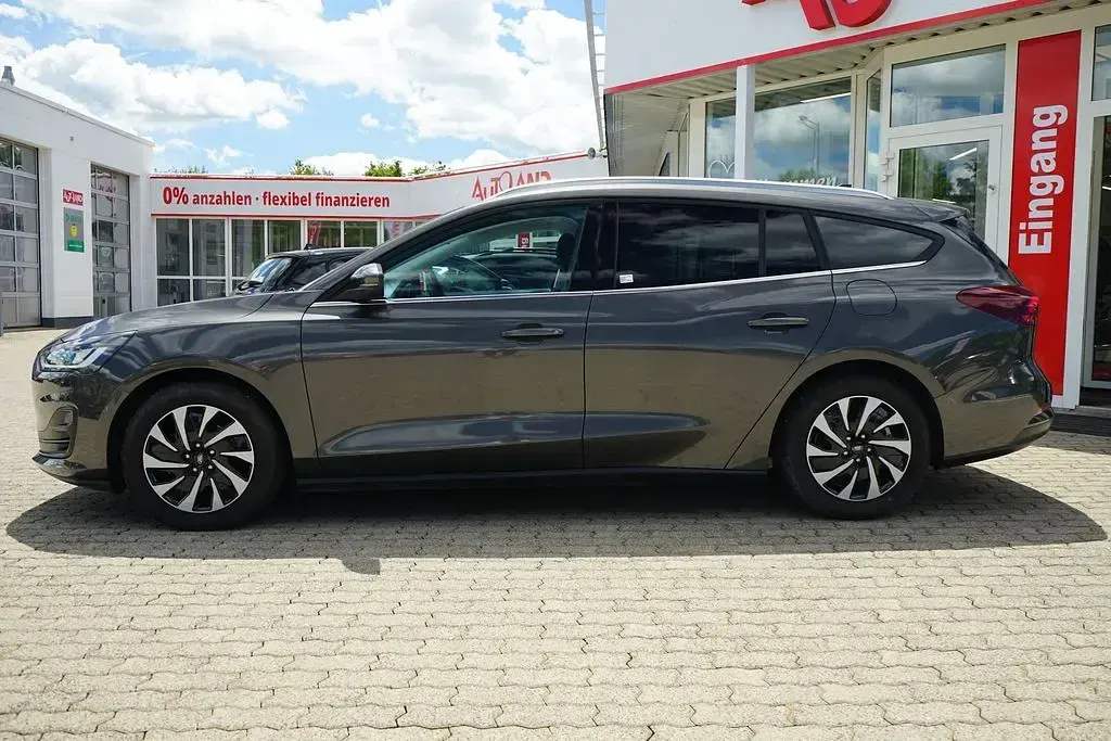 Gebraucht Ford Focus Titanium X 125 PS (91 kW) 2025 Grau Limousine