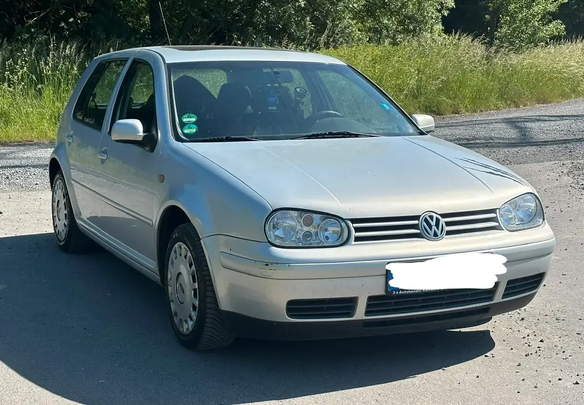 Gebraucht VW Golf IV 101 PS (74 kW) 1999 Silber Kleinwagen