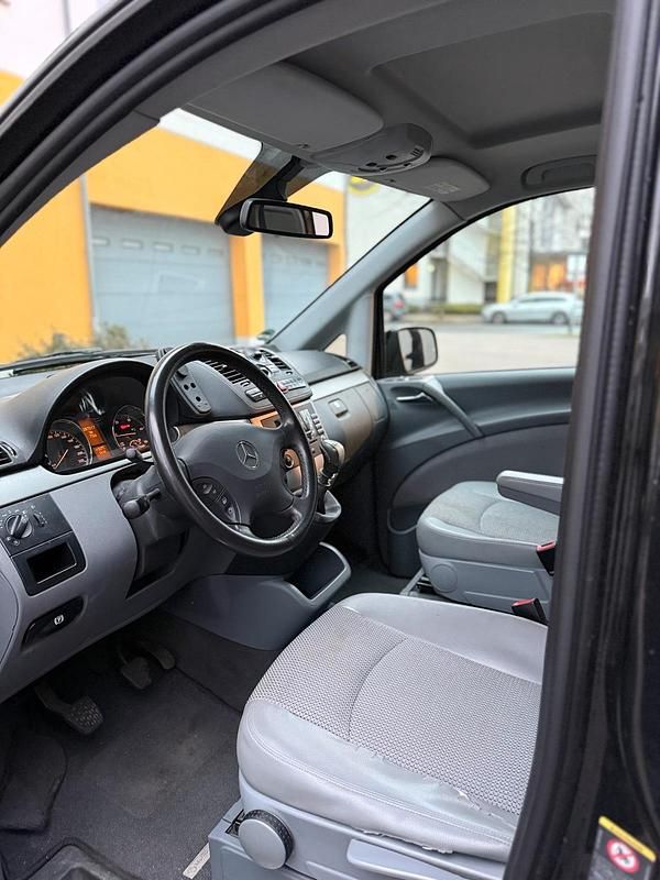 Gebraucht Mercedes Viano 150 PS (110 kW) 2009 Schwarz Van / Kleinbus