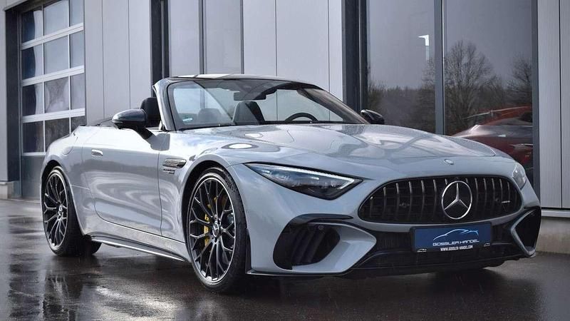Gebraucht Mercedes SL63 AMG AMG 585 PS (430 kW) 2023 Alpingrau Cabrio