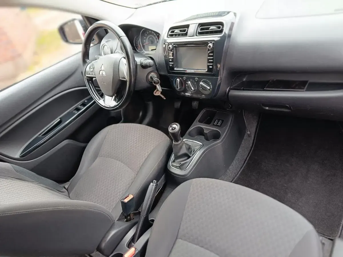 Gebraucht Mitsubishi Space Star Intro Edition 80 PS (58 kW) 2016 Violett Kleinwagen