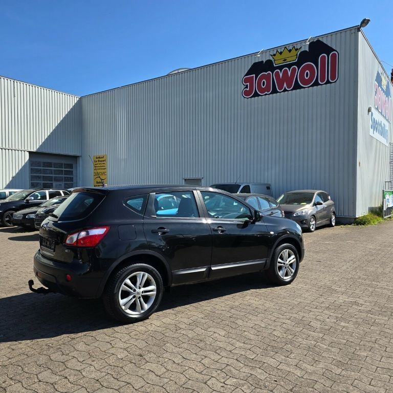 Schwarz Gebraucht 2012 Nissan Qashqai SUV | 6.990 € (Guter Preis) - Bild 1/2