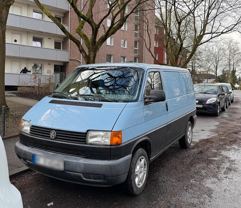 Second-hand VW Transporter 78 CP (57 kW) 2000 Albastru Van