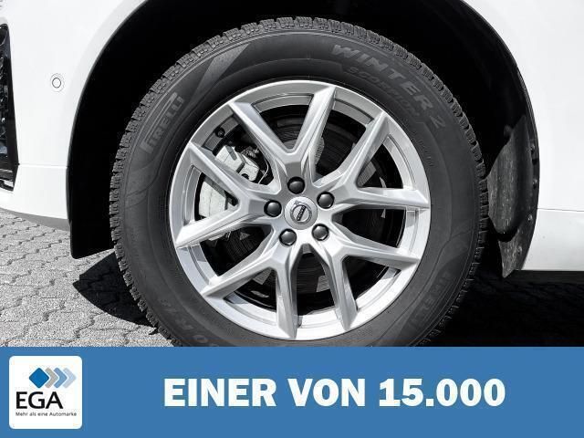 Gebraucht Volvo XC60 Plus 455 PS (334 kW) 2024 Weiß metallic SUV