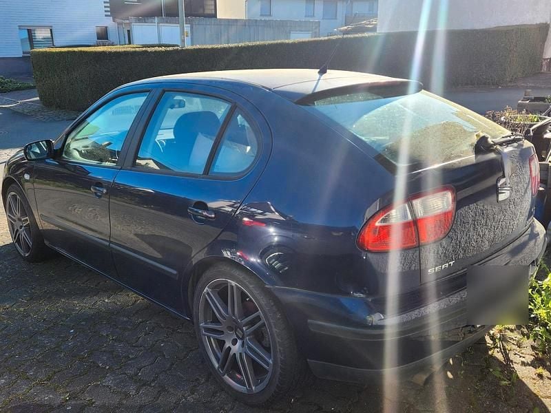 Gebraucht Seat Leon 180 PS (132 kW) 2000 Blau Kleinwagen