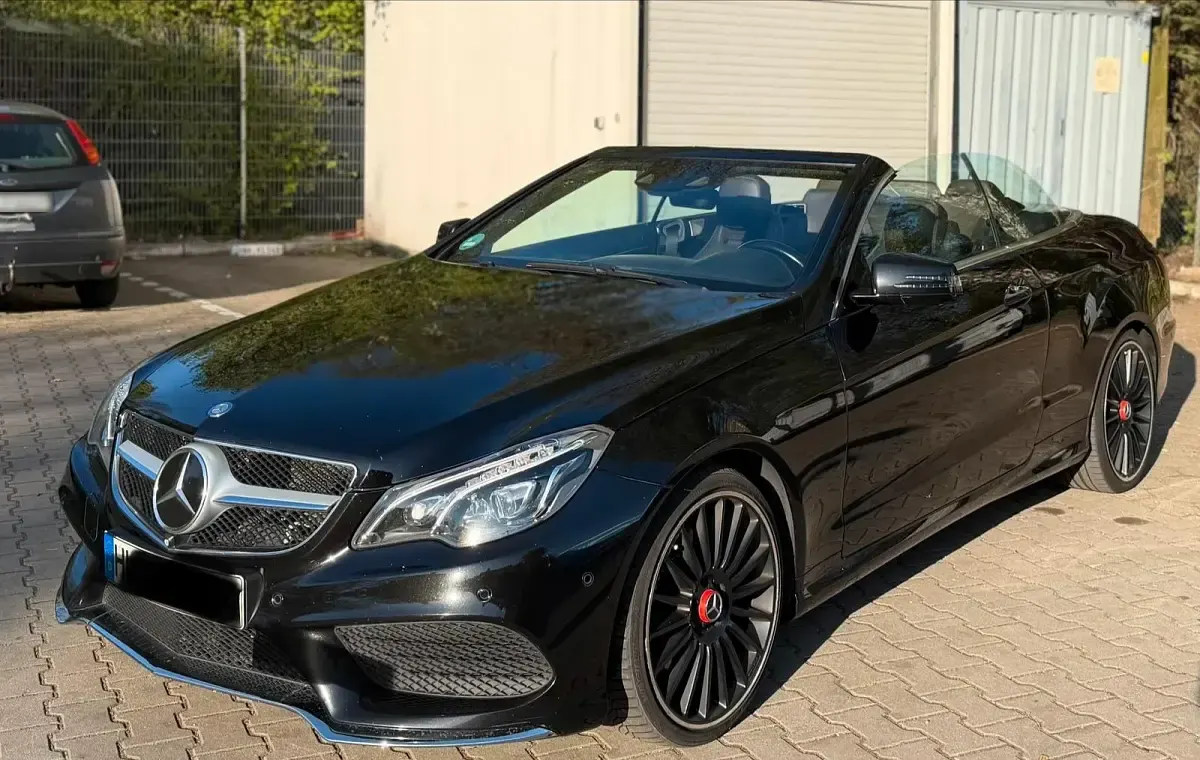 Second-hand Mercedes E350 AMG line 252 CP (185 kW) 2013 Negru Cabrio