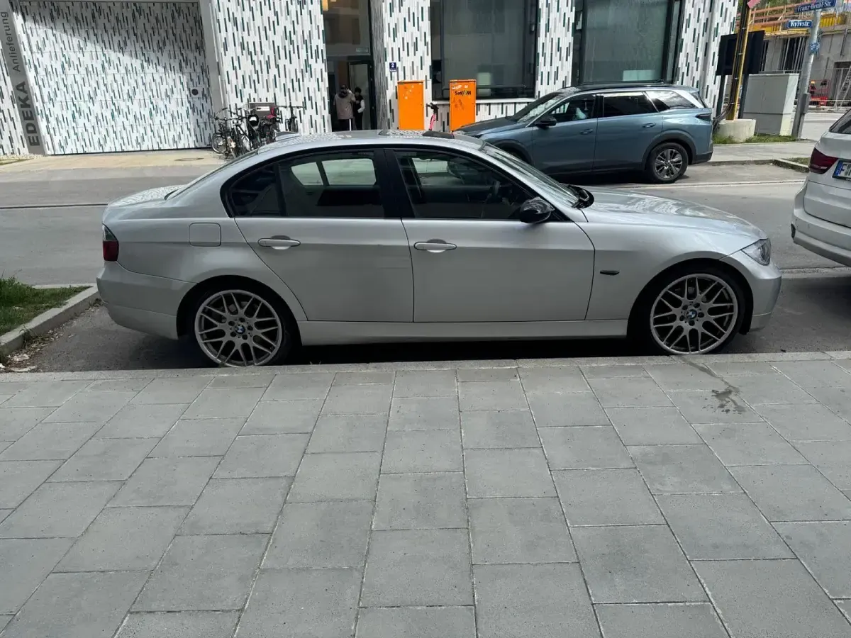 Gebraucht BMW 320 M Performance 150 PS (110 kW) 2005 Silber Limousine