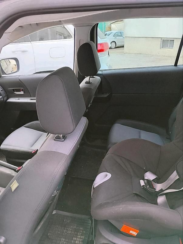 Gebraucht Mazda 5 147 PS (108 kW) 2005 Violet Van / Kleinbus