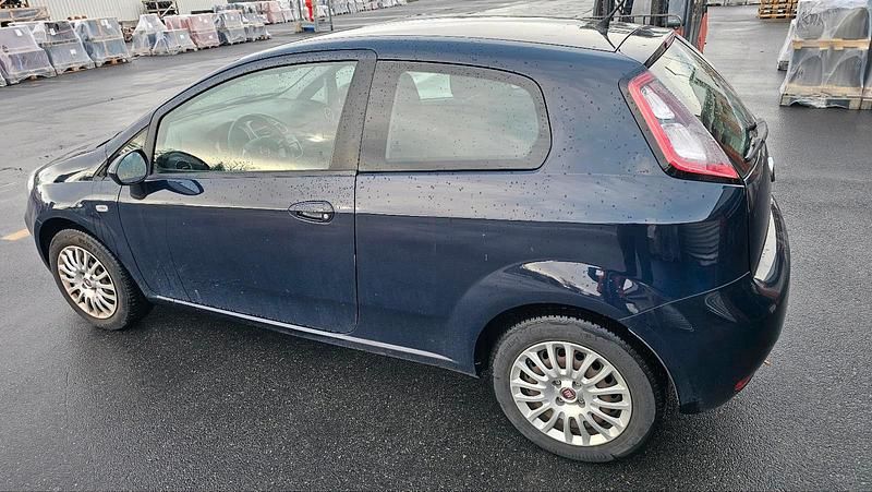 Gebraucht Fiat Punto 2014 Blau Kleinwagen