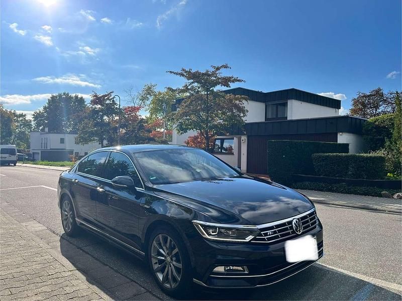 Gebraucht VW Passat Highline 239 PS (175 kW) 2015 Schwarz Limousine