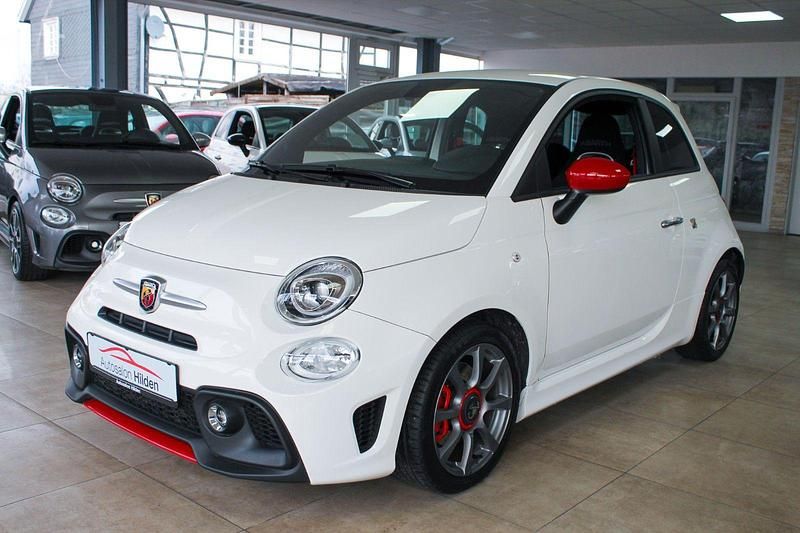 Second-hand Abarth 595 165 CP (121 kW) 2023 Alb Hatchback