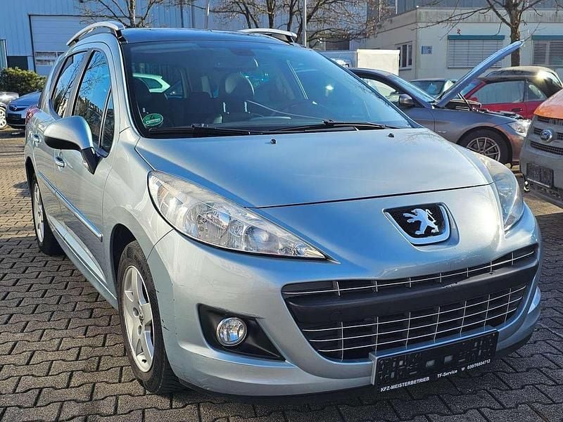 Blau/metalliclackierung Gebraucht 2013 Peugeot 207 Premium Kombi | 2.999 € (Guter Preis) - Bild 1/4