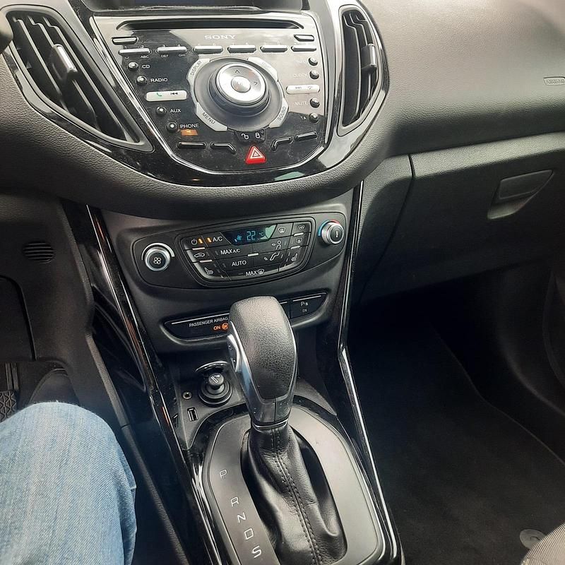 Second-hand Ford B-MAX 105 CP (77 kW) 2016 Negru Monovolum