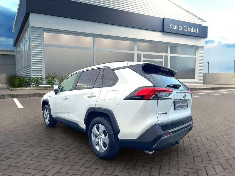 Gebraucht Toyota RAV4 Hybrid Plus 222 PS (163 kW) 2020 Novaweiß perleffekt SUV
