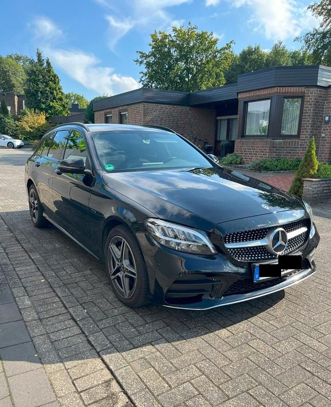 Gebraucht Mercedes C300e AMG line 306 PS (225 kW) 2019 Schwarz Kombi