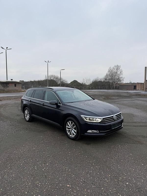 Gebraucht VW Passat 150 PS (110 kW) 2018 Kombi