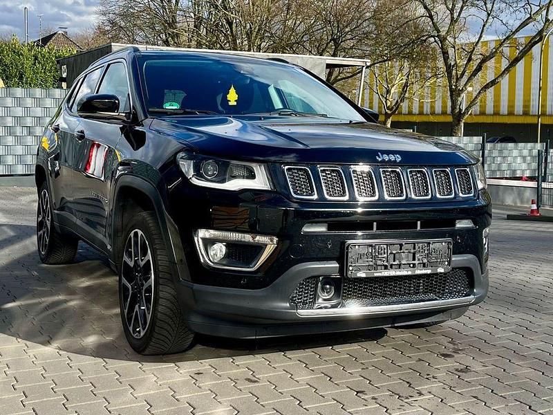 Gebraucht Jeep Compass Limited 170 PS (125 kW) 2019 Schwarz SUV