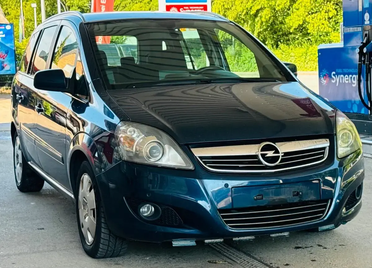 Gebraucht Opel Zafira 110 PS (80 kW) 2012 Blau Van / Kleinbus