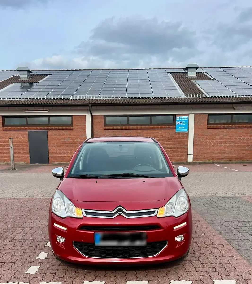 Usado Citroën C3 92 CV (67 kW) 2013 Rojo Utilitario