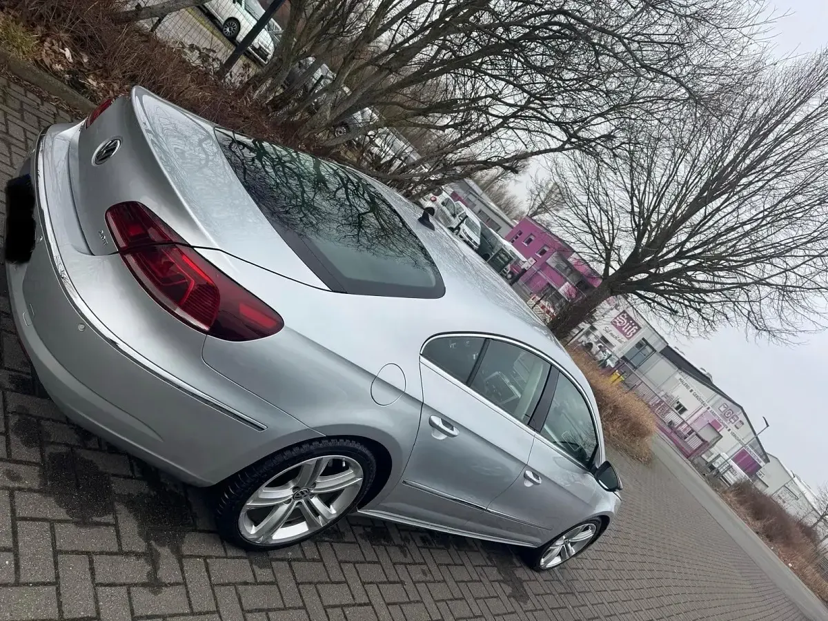 Gebraucht VW Passat 211 PS (155 kW) 2013 Grau Limousine