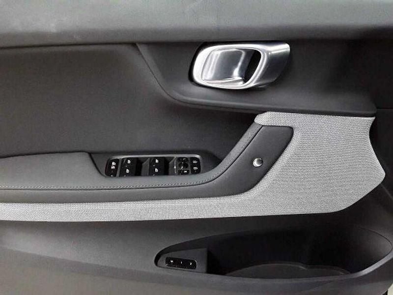 Gebraucht Polestar 2 Pilot-lite 169 kW (231 PS) 2022 Snow metallic Kleinwagen