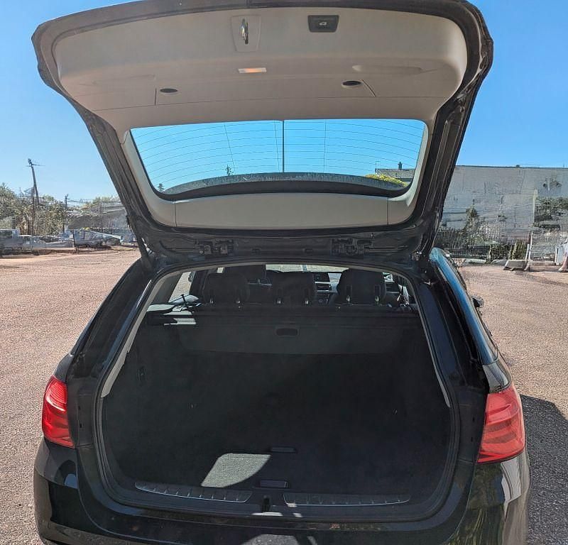 Gebraucht BMW 318 Advantage 136 PS (100 kW) 2019 Schwarz Kombi