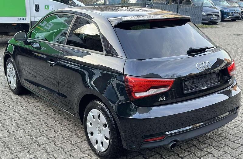 Gebraucht Audi A1 82 PS (60 kW) 2017 Schwarz Kleinwagen