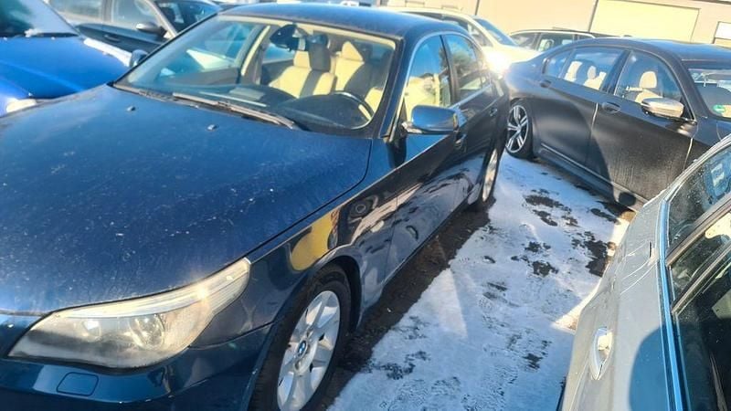 Gebraucht BMW 525 192 PS (141 kW) 2005 Blau Limousine