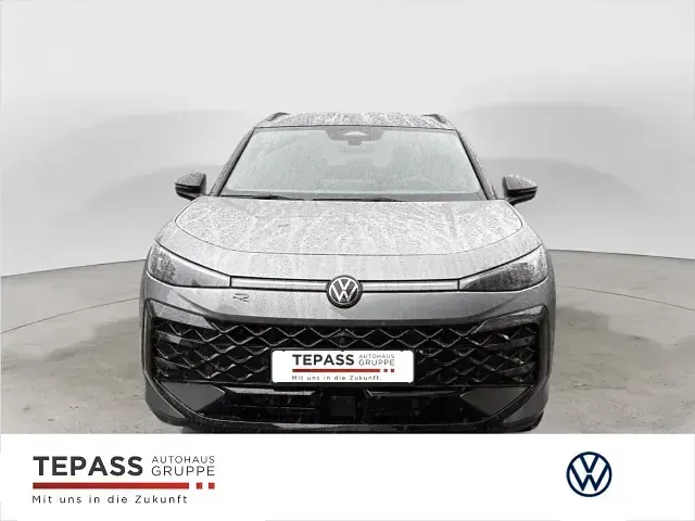 Neu VW T-Roc R-line 150 PS (110 kW) 2026 Grau SUV