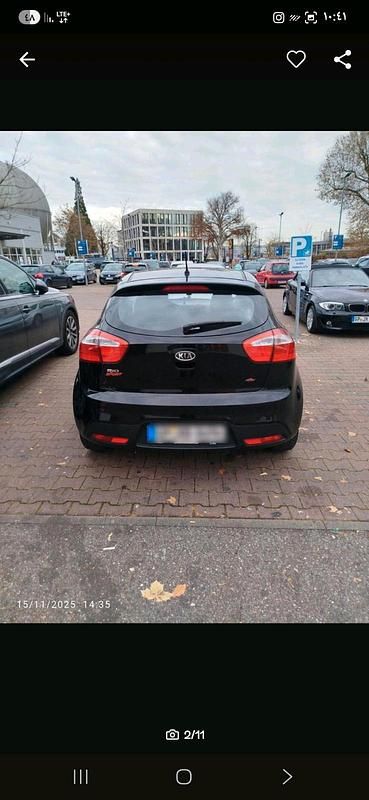 Schwarz Gebraucht 2012 Kia Rio Kombi | 3.500 € - Bild 1/4