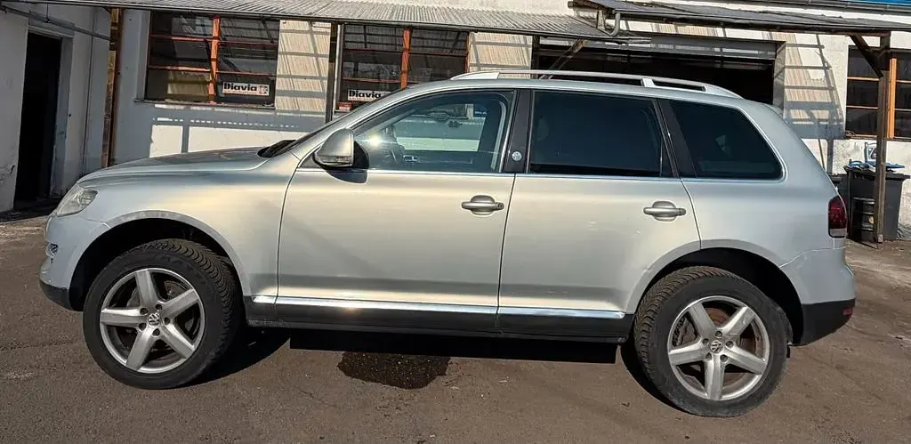 Gebraucht VW Touareg 239 PS (175 kW) 2009 Grau SUV