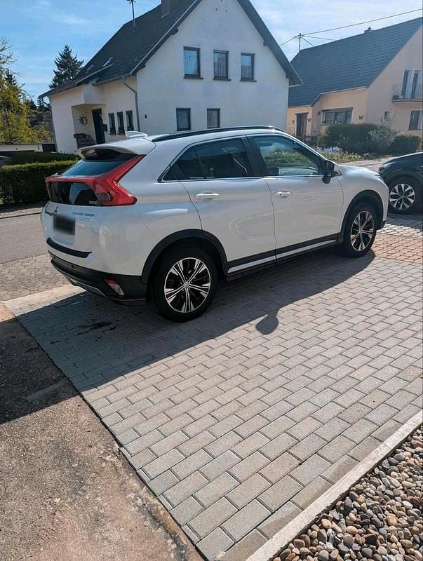 Second-hand Mitsubishi Eclipse Cross 148 CP (108 kW) 2019 Alb SUV