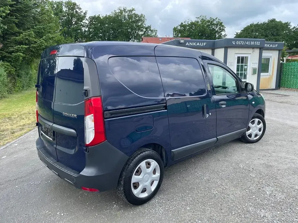 Gebraucht Dacia Dokker 83 PS (61 kW) 2016 Blau Van / Kleinbus