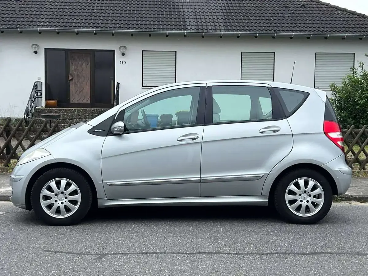Gebraucht Mercedes A170 Elegance 116 PS (85 kW) 2006 Silber Limousine