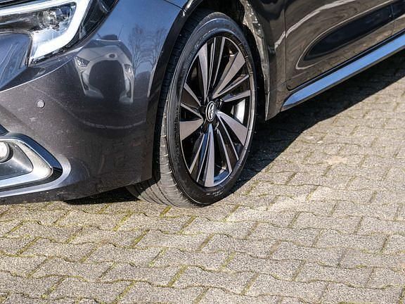 Gebraucht Toyota Corolla 141 PS (103 kW) 2025 Marlingrau Kombi