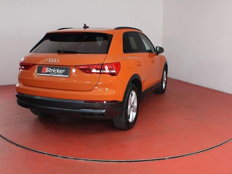 Gebraucht Audi Q3 Advanced 150 PS (110 kW) 2023 Pulsorange (metallic) SUV