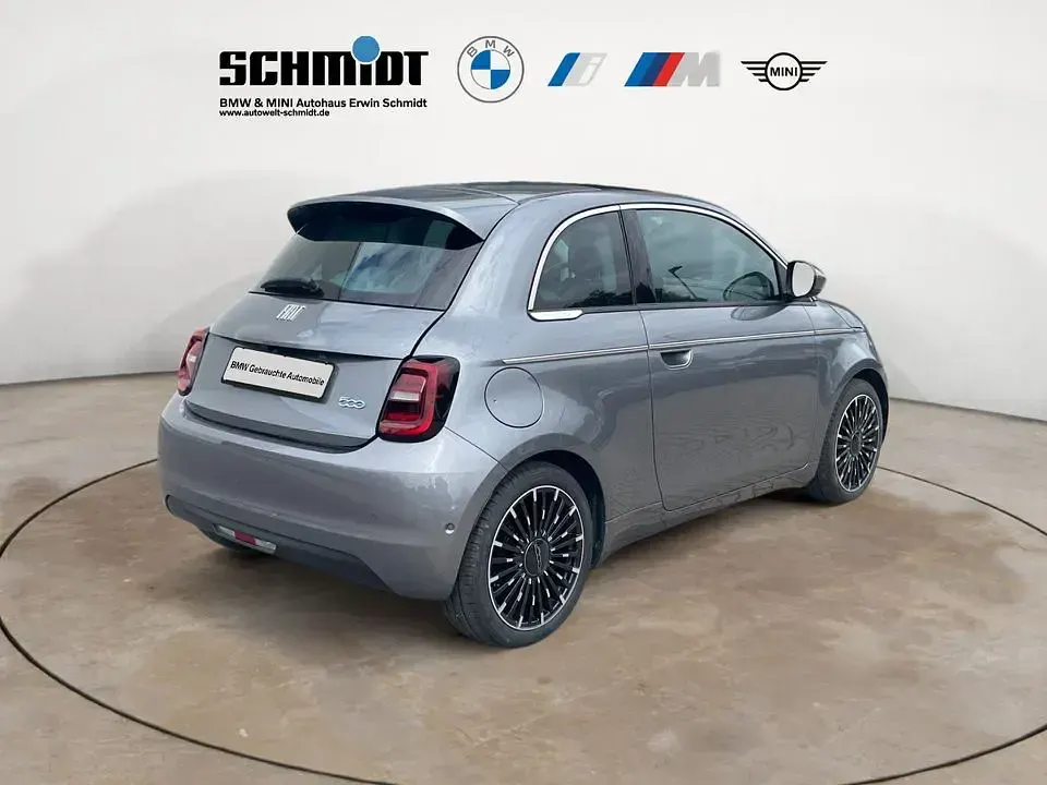 Gebraucht Fiat 500e La Prima 86 kW (118 PS) 2022 Grau Limousine