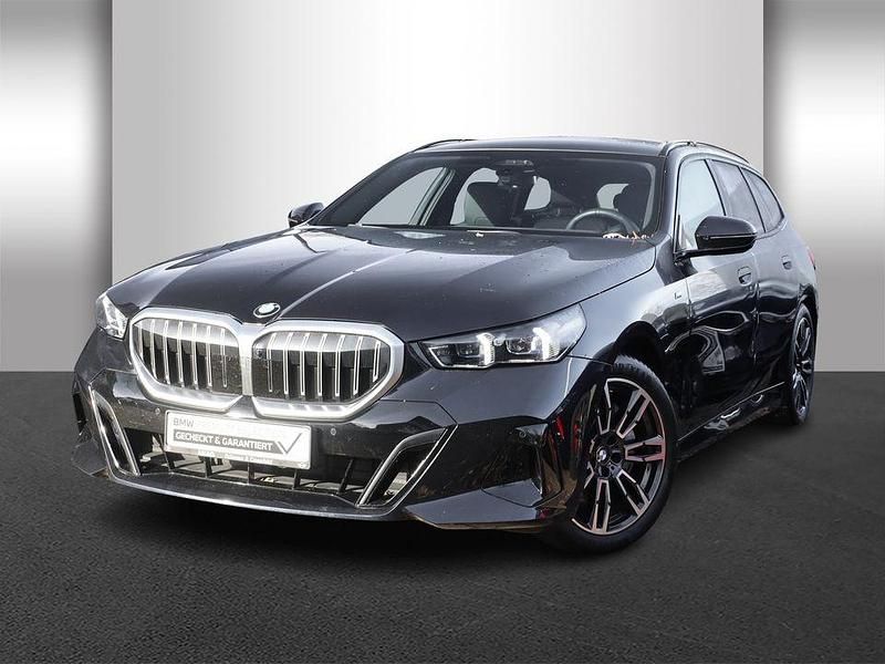Gebraucht BMW 540 M Sport 303 PS (222 kW) 2024 Schwarz Kombi