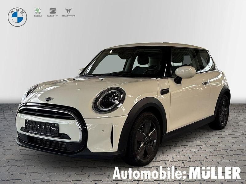 Weiss Gebraucht 2021 Mini Cooper Classic Kleinwagen | 18.850 € (Fairer Preis) - Bild 1/4