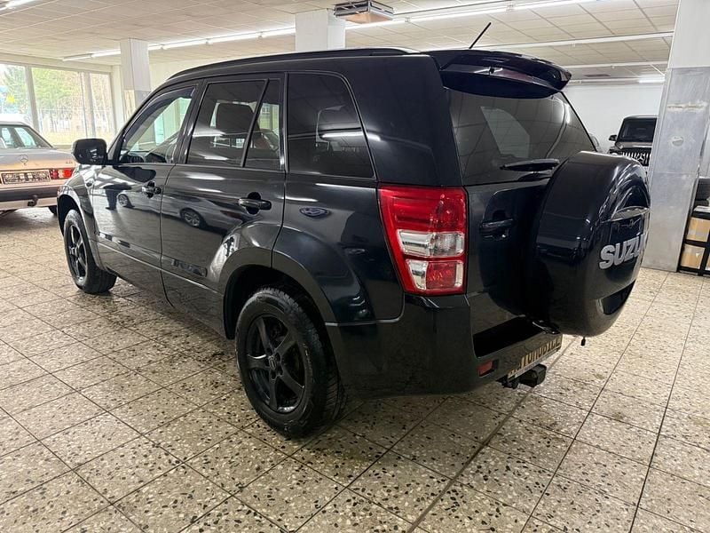 Gebraucht Suzuki Grand Vitara 129 PS (94 kW) 2013 Schwarz SUV