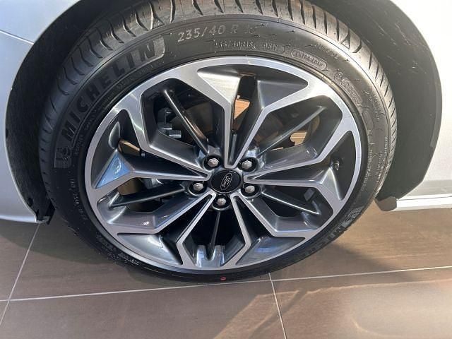 Neu Ford Focus ST-Line X 125 PS (91 kW) 2025 Silber Limousine