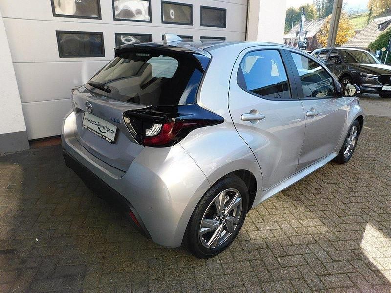 Gebraucht Mazda 2 Exclusive-Line 116 PS (85 kW) 2025 Stormy silver Kleinwagen