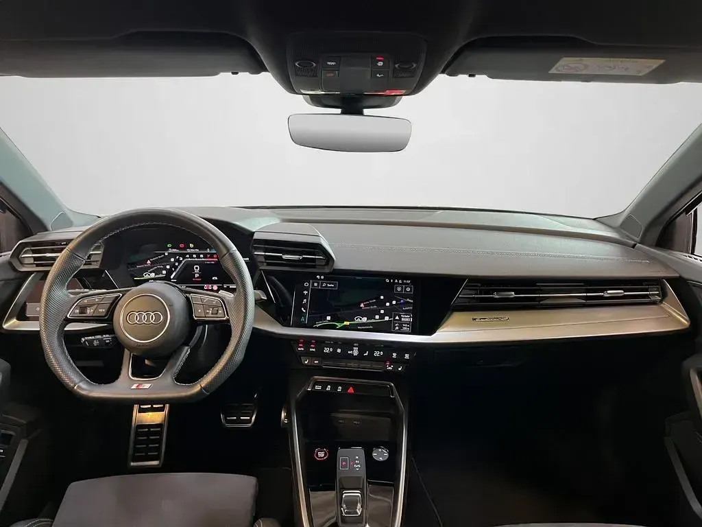 Gebraucht Audi S3 Ambiente 310 PS (228 kW) 2024 Daytonagrau perleffekt Limousine