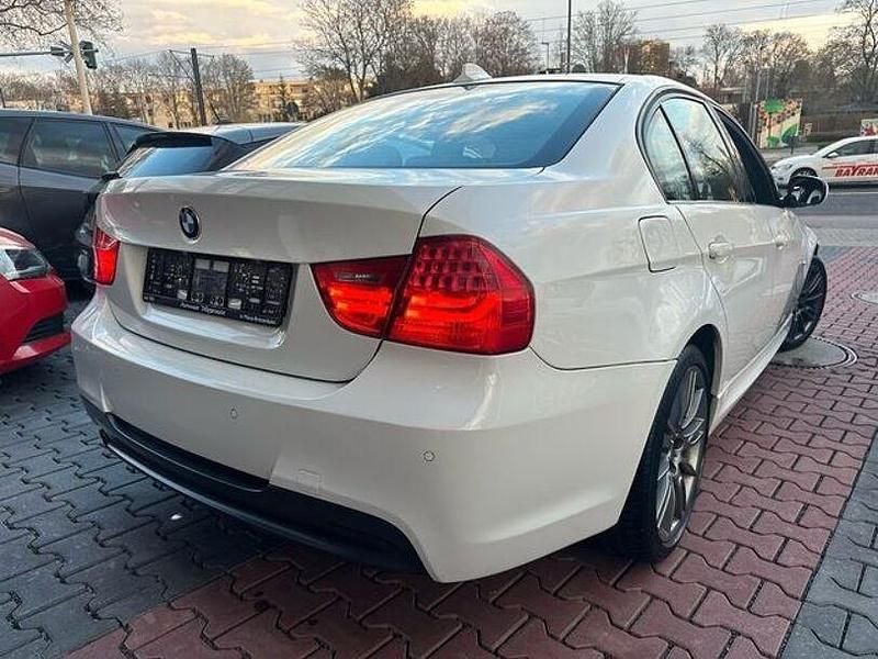 Gebraucht BMW 320 M Sport 77 PS (56 kW) 2010 Andere Limousine