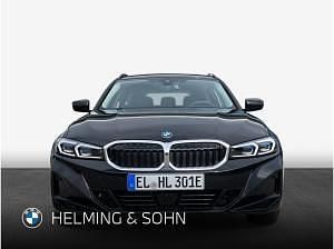 Gebraucht BMW 330e Shadowline 292 PS (214 kW) 2025 Schwarz (saphirschwarz metallic) Kombi