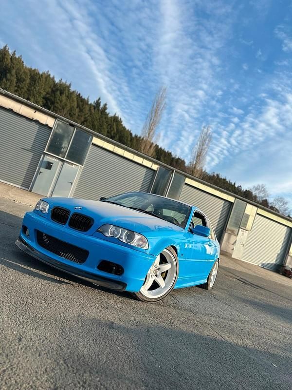 Blau Gebraucht 1999 BMW 328 Coupé | 6.800 € (Etwas zu teuer) - Bild 1/4