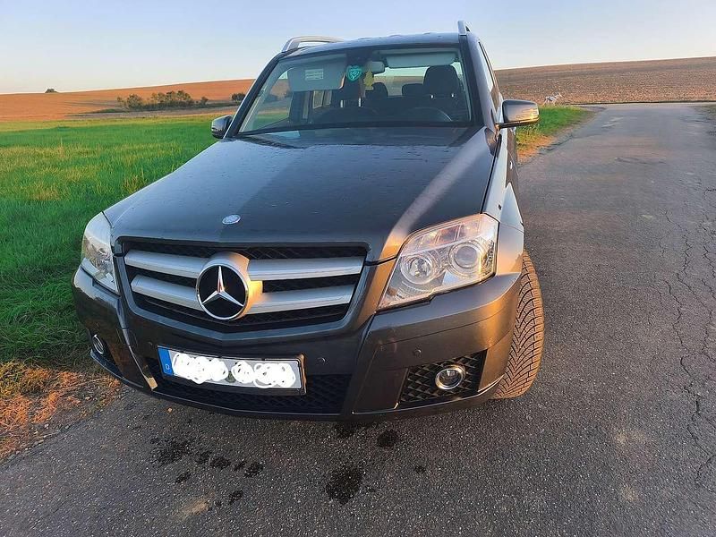Grau Gebraucht 2010 Mercedes GLK220 SUV | 8.000 € (Superpreis) - Bild 1/4