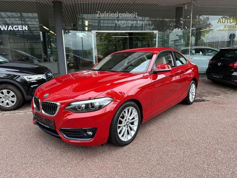 Melbournerot Gebraucht 2018 BMW 218 Sport Line Coupé | 18.950 € (Fairer Preis) - Bild 1/4