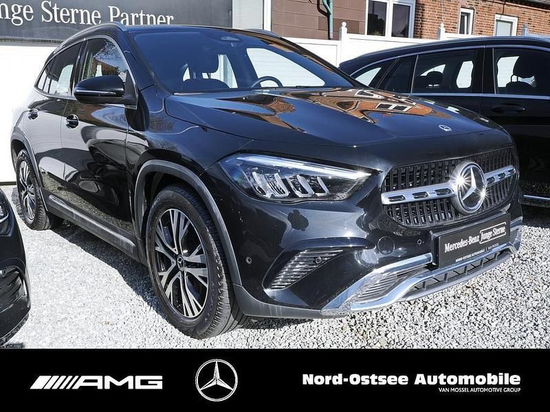 Gebraucht Mercedes GLA200 Progressive 150 PS (110 kW) 2025 Metalliclack kosmosschwarz SUV